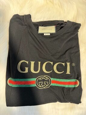 GUCCI Oversized T-Shirt with Flower Appliqué